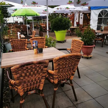 兰德恩格尔酒店 酒店 3*