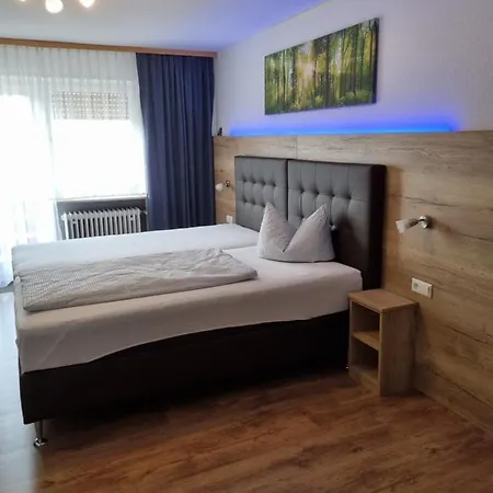 兰德恩格尔酒店 3* Limbach